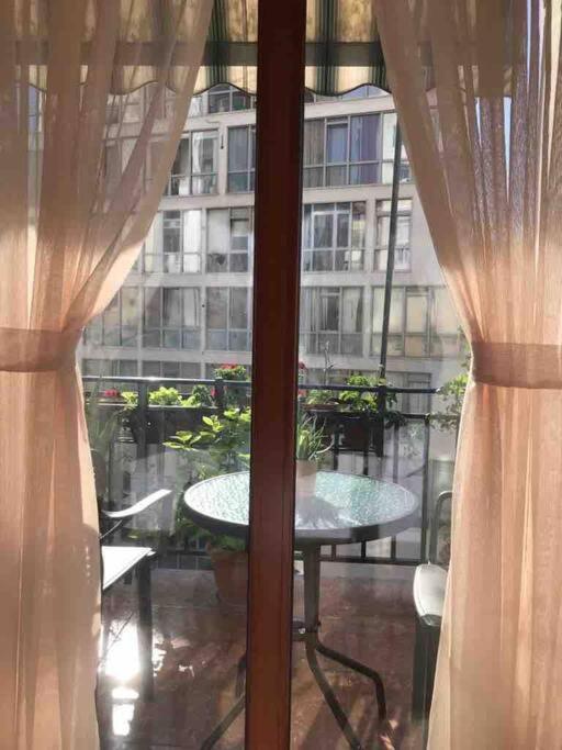 Mimosa'S Apartment With Lovely Balcony Tiran Dış mekan fotoğraf